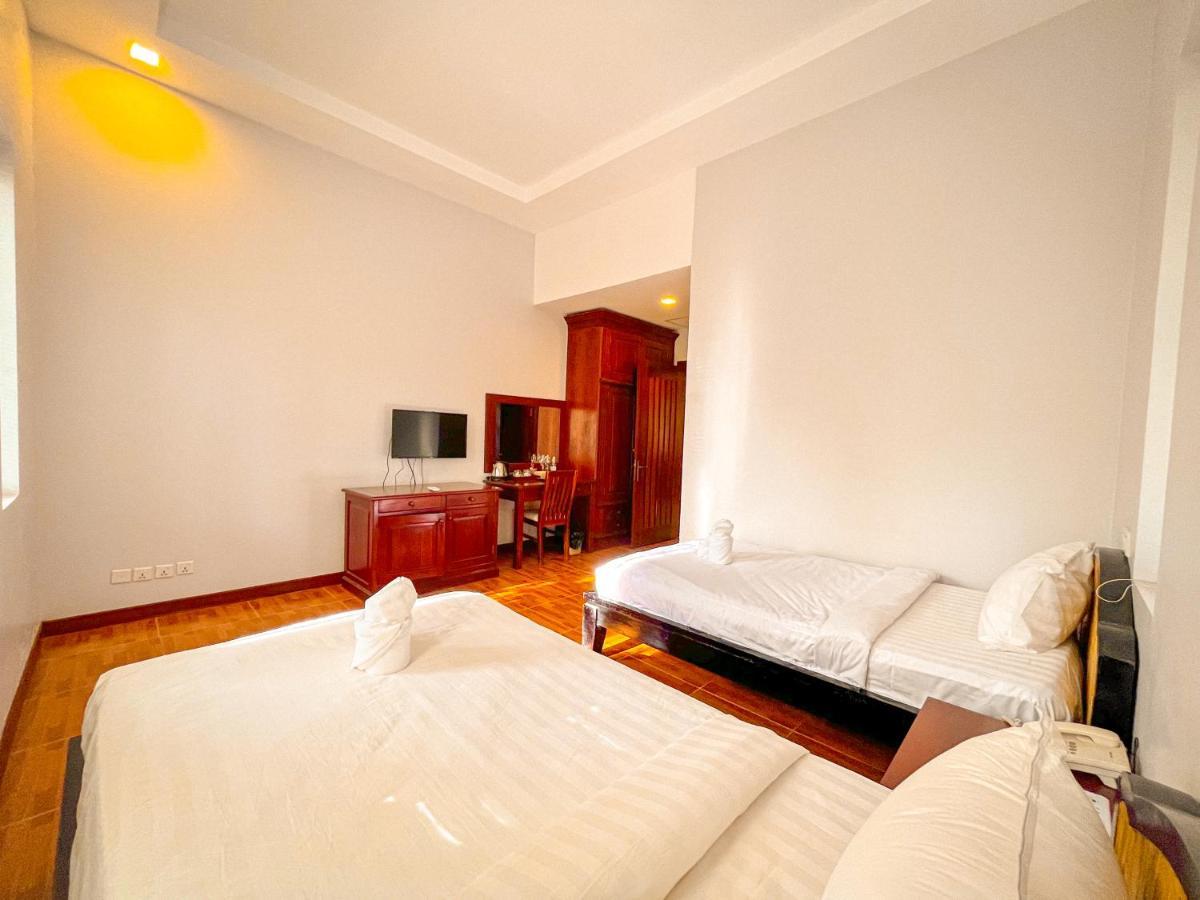Luxury Angkor Resort & Sky Lounge Siem Reap Bagian luar foto