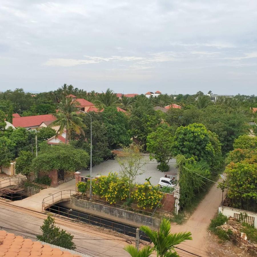 Luxury Angkor Resort & Sky Lounge Siem Reap Bagian luar foto
