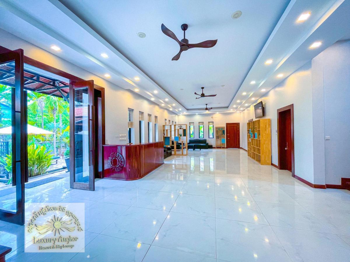 Luxury Angkor Resort & Sky Lounge Siem Reap Bagian luar foto