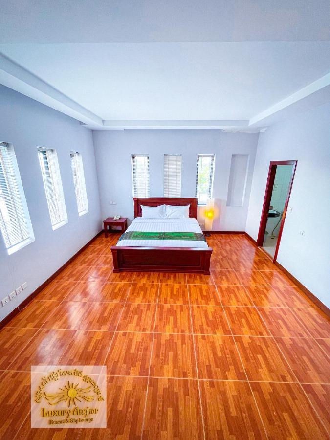 Luxury Angkor Resort & Sky Lounge Siem Reap Bagian luar foto