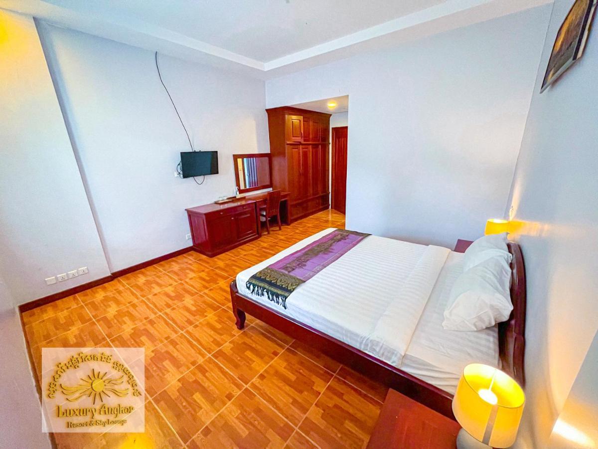 Luxury Angkor Resort & Sky Lounge Siem Reap Bagian luar foto