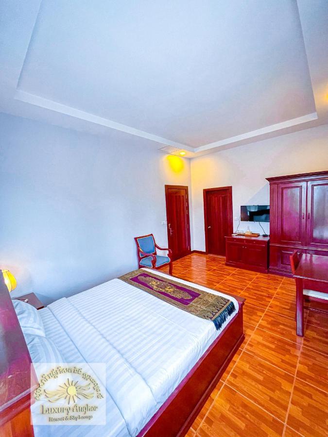 Luxury Angkor Resort & Sky Lounge Siem Reap Bagian luar foto