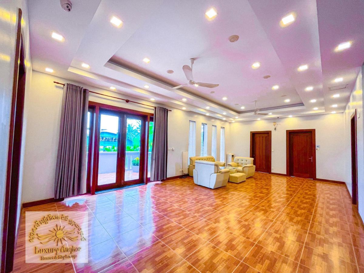Luxury Angkor Resort & Sky Lounge Siem Reap Bagian luar foto