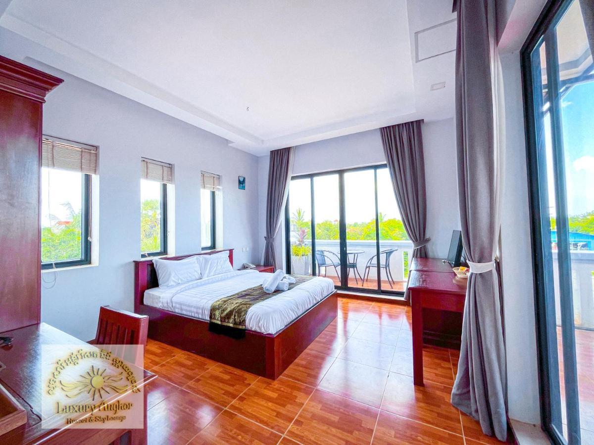 Luxury Angkor Resort & Sky Lounge Siem Reap Bagian luar foto