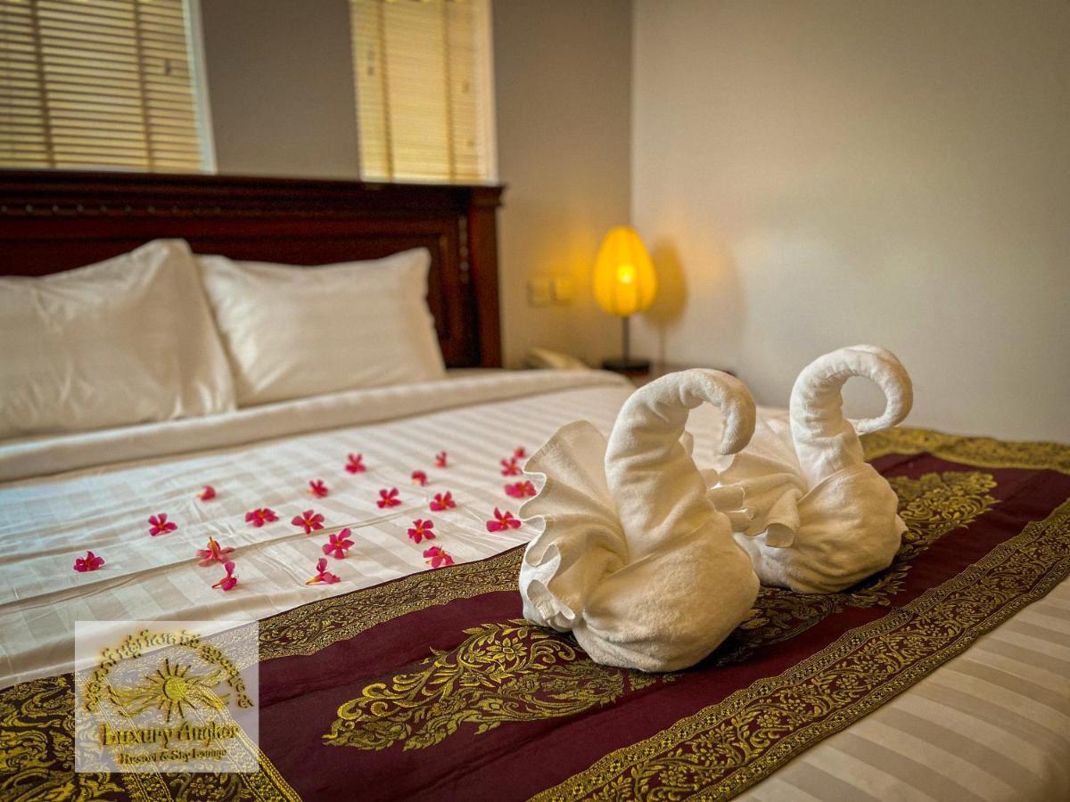 Luxury Angkor Resort & Sky Lounge Siem Reap Bagian luar foto
